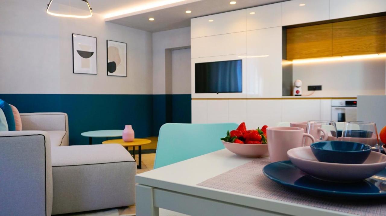 Апартамент Жасмин С Частен Гараж - Jasmin Apartment With Private Garage 바르나 외부 사진