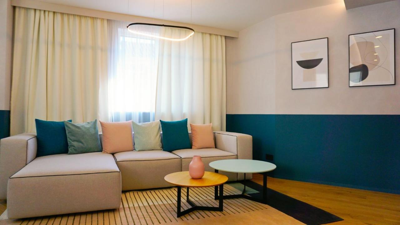 Апартамент Жасмин С Частен Гараж - Jasmin Apartment With Private Garage 바르나 외부 사진