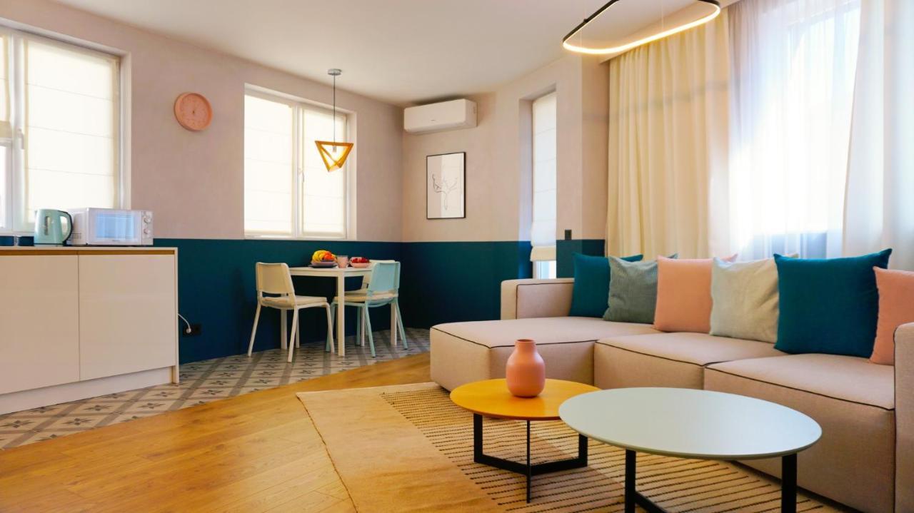 Апартамент Жасмин С Частен Гараж - Jasmin Apartment With Private Garage 바르나 외부 사진