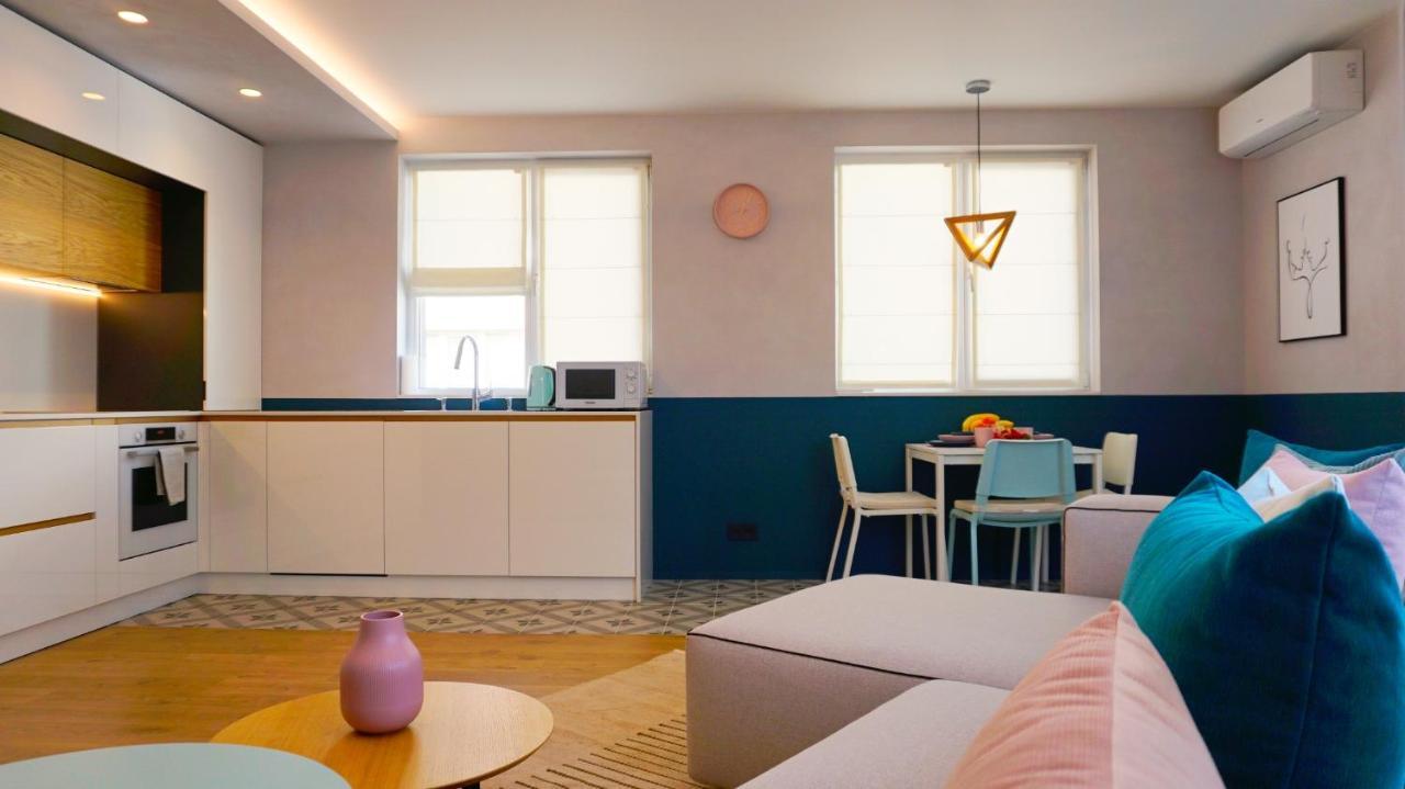 Апартамент Жасмин С Частен Гараж - Jasmin Apartment With Private Garage 바르나 외부 사진