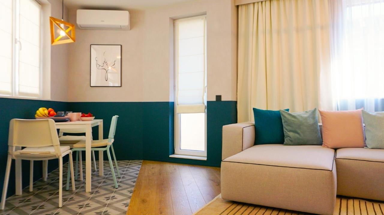 Апартамент Жасмин С Частен Гараж - Jasmin Apartment With Private Garage 바르나 외부 사진