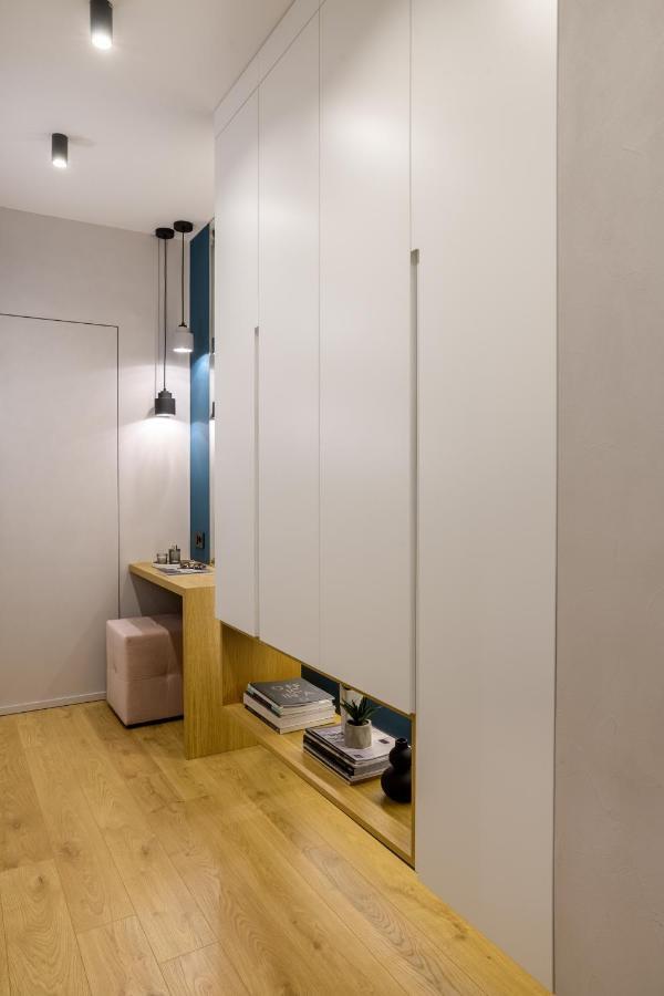 Апартамент Жасмин С Частен Гараж - Jasmin Apartment With Private Garage 바르나 외부 사진